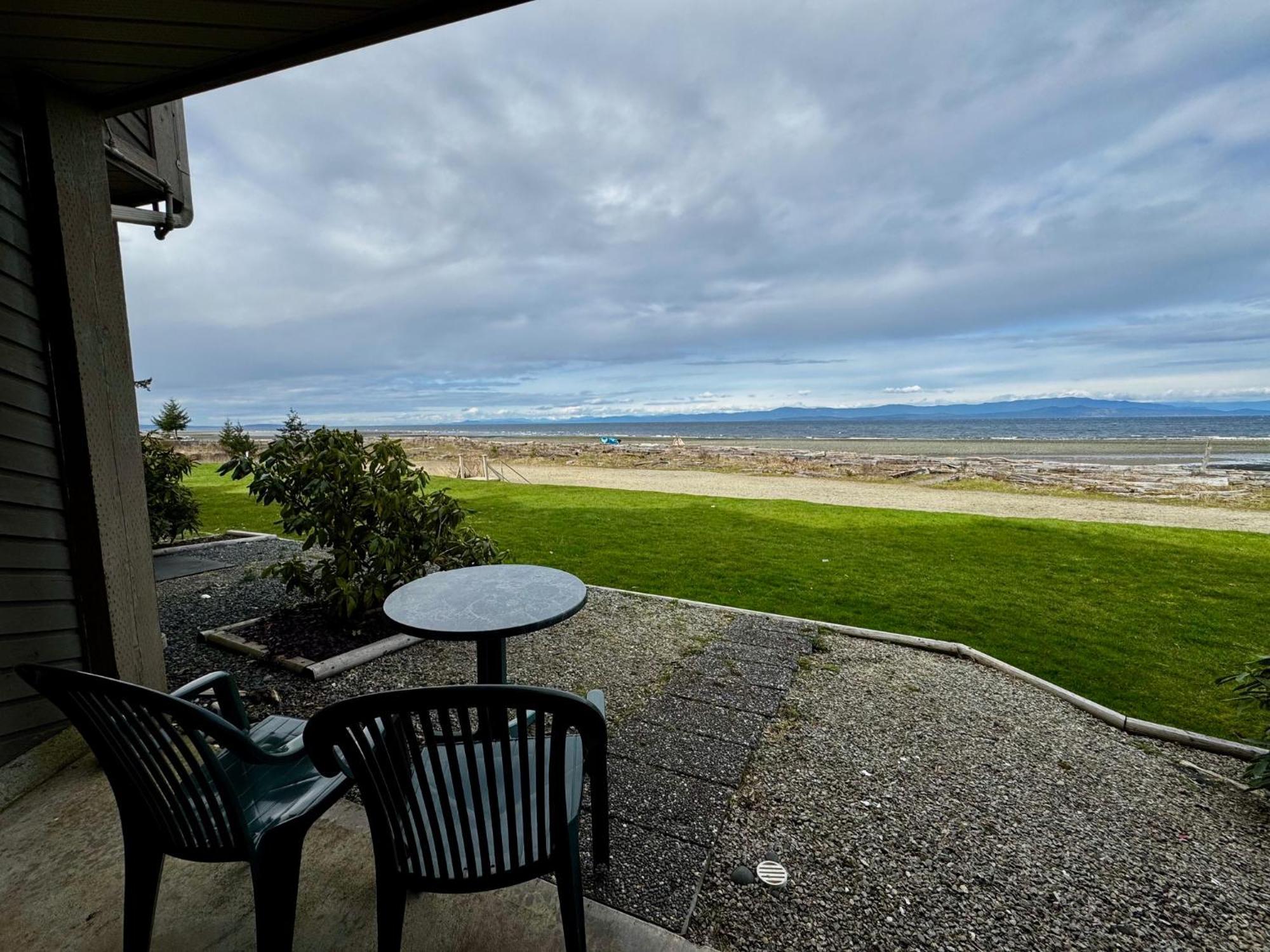 Shorewater Resort Beachfront Studio - 2 Beds Qualicum Beach Exterior foto